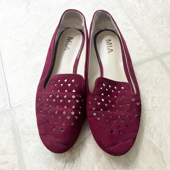 Mia Pauline Slip On Flats Loafers Burgundy Red Faux Suede Flats Size 7.5M - Picture 3 of 8